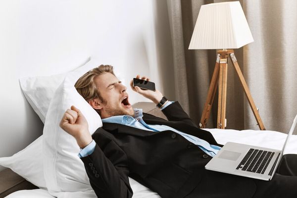 Gün ortasında Power Nap İle enerjinizi tazeleyin!